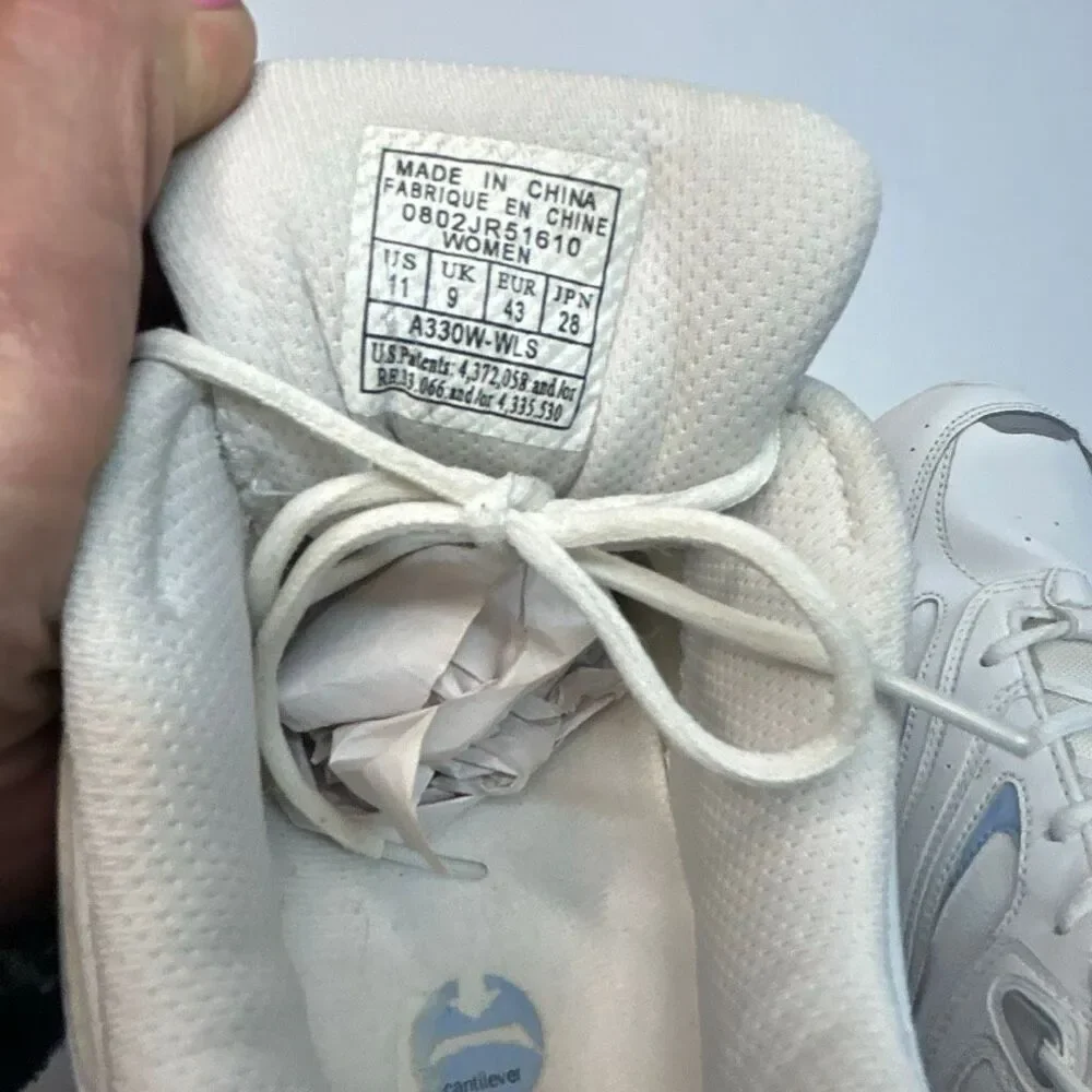 Avia 330 Women's Walking Shoes Size 11 White Blue Cantilever Athletic Sneakers